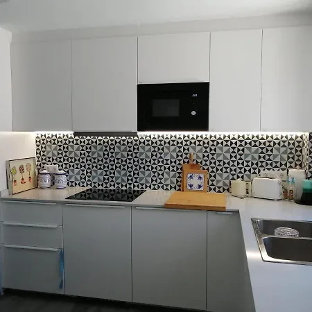 Apartamento Piso con terraza en 1ª línea de playa *