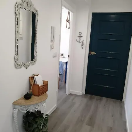 Apartamento Piso con terraza en 1ª línea de playa *