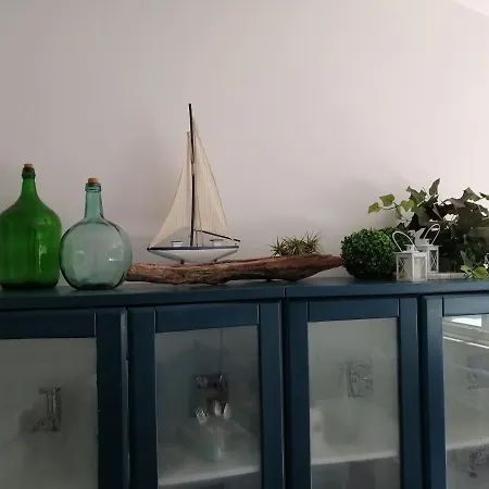 Piso con terraza en 1ª línea de playa *