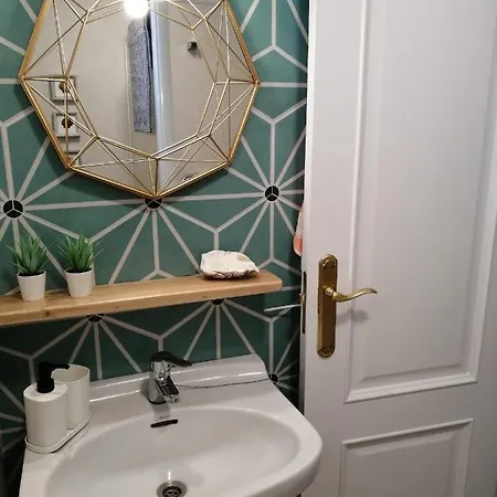 Apartamento Piso con terraza en 1ª línea de playa *
