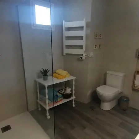 Piso con terraza en 1ª línea de playa * Viveiro